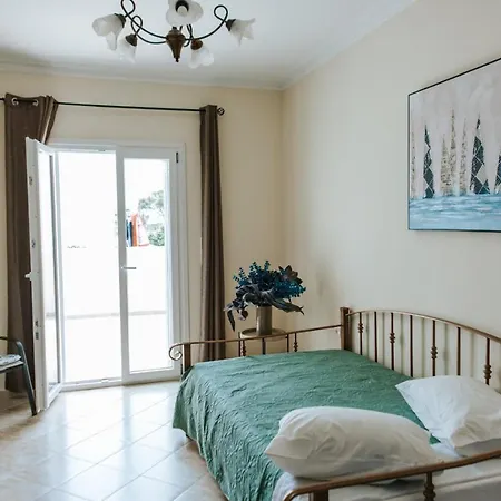 Finikas Holiday home *
